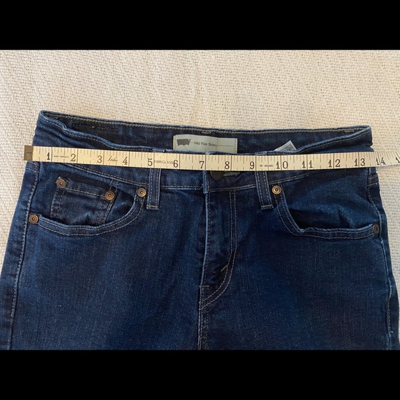 Levi’s Mid Rise Skinny - Picture 4 of 5